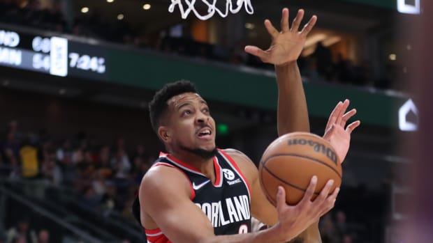 cj mccollum blazers